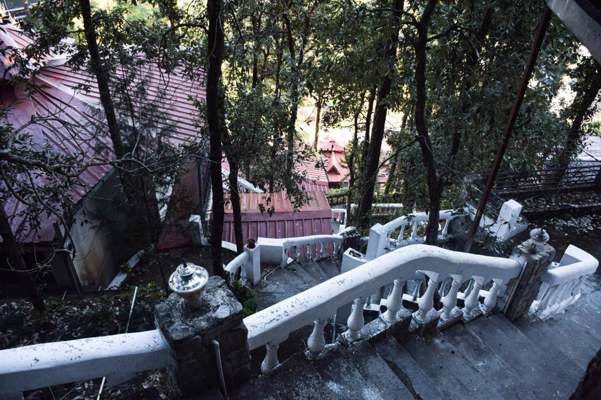 The Canadian Woods Resort Nainital Extérieur photo